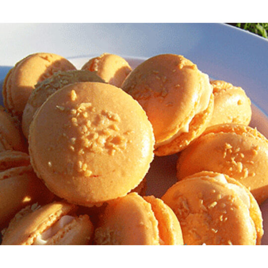 Maple Flakes Macarons