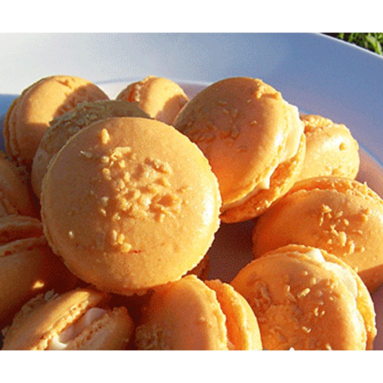 Maple Flakes Macarons